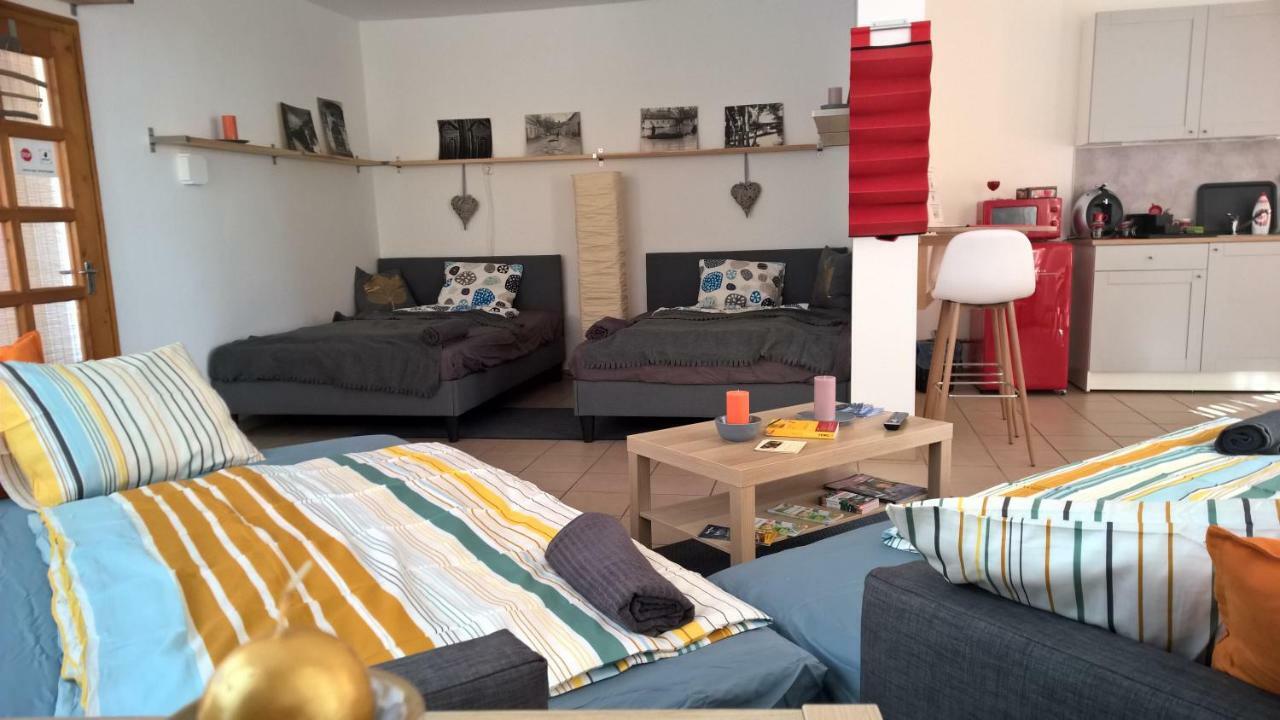 Boralom Studio Apartman โทไก ภายนอก รูปภาพ