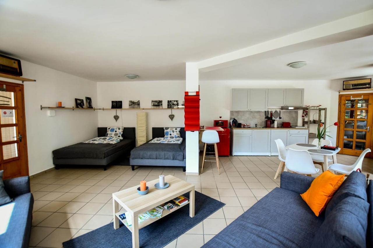 Boralom Studio Apartman โทไก ภายนอก รูปภาพ
